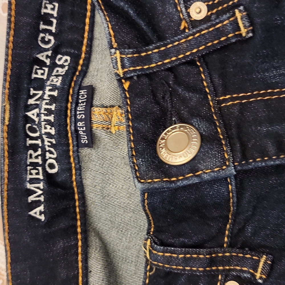 AMERICAN EAGLE OUTFITTERS SUPER STRETCH SKINNY 4 S